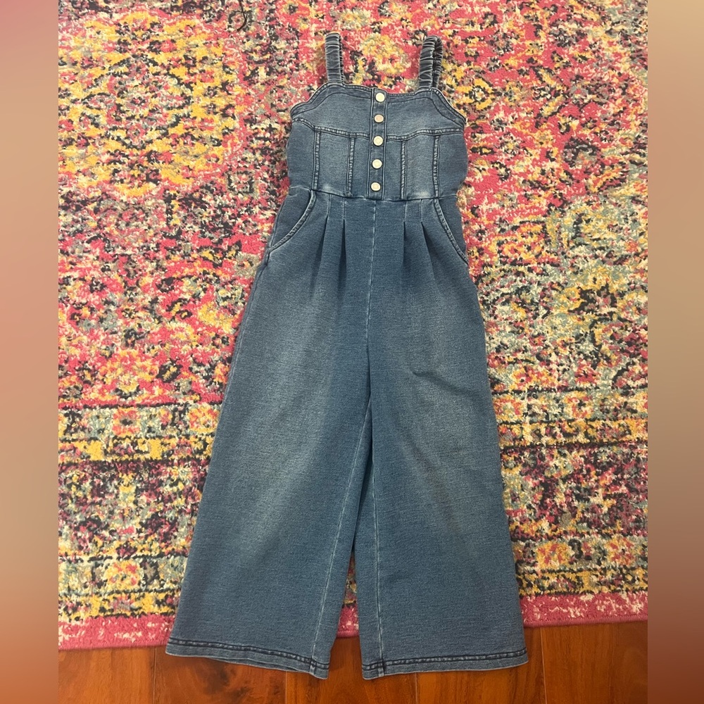 Girls size 5 blue Jean jumpsuit Habitual